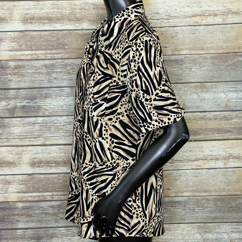 Vintage Kathy Che Animal Print Blouse Women's Size 10 Short Sleeve Button Down - Picture 4 of 6